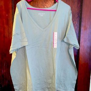 Ava and Viv Basic v-neck tee